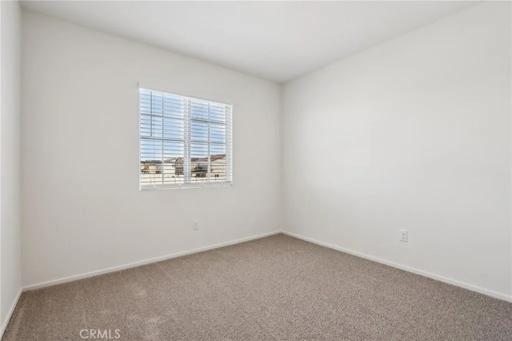 18774 Hampton Lane, Adelanto, California 92301 home-pic-28