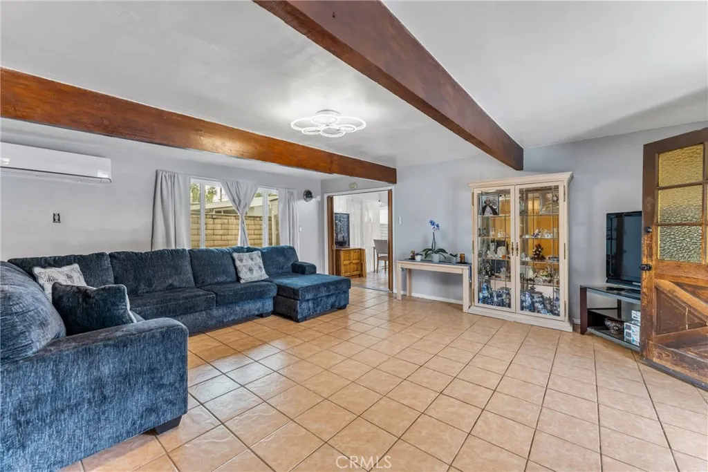 3866 Gates Place, Riverside, California 92504 home-pic-7
