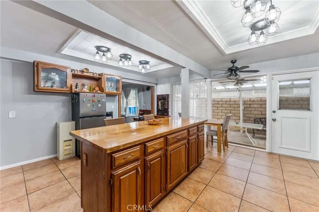 3866 Gates Place, Riverside, California 92504 home-pic-11
