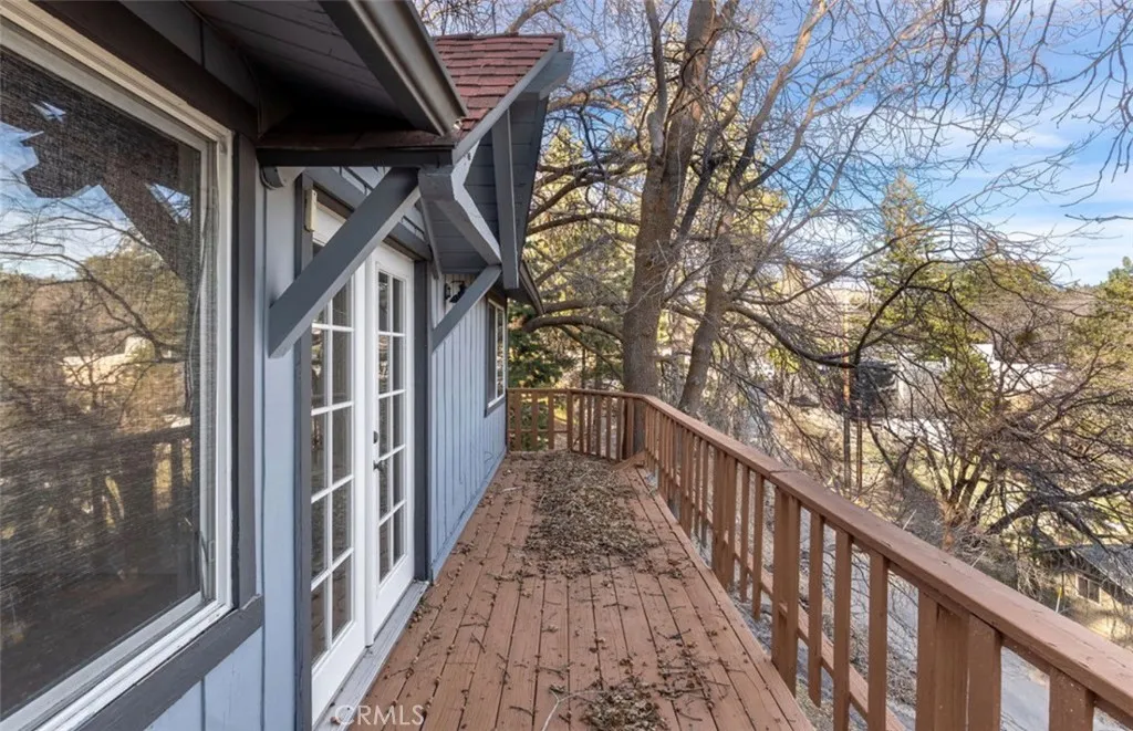 31954 Pine Cone, Running Springs, California 92382 home-pic-16