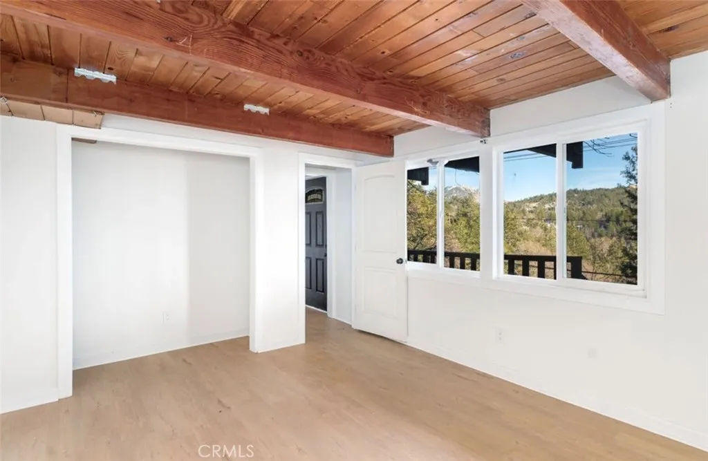 31954 Pine Cone, Running Springs, California 92382 home-pic-22
