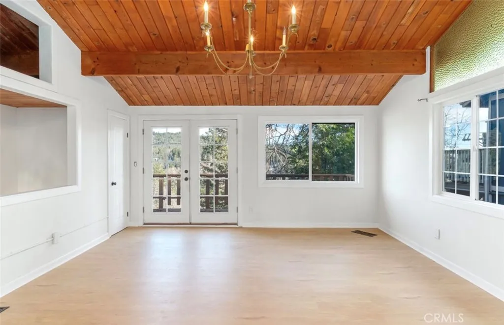 31954 Pine Cone, Running Springs, California 92382 home-pic-27
