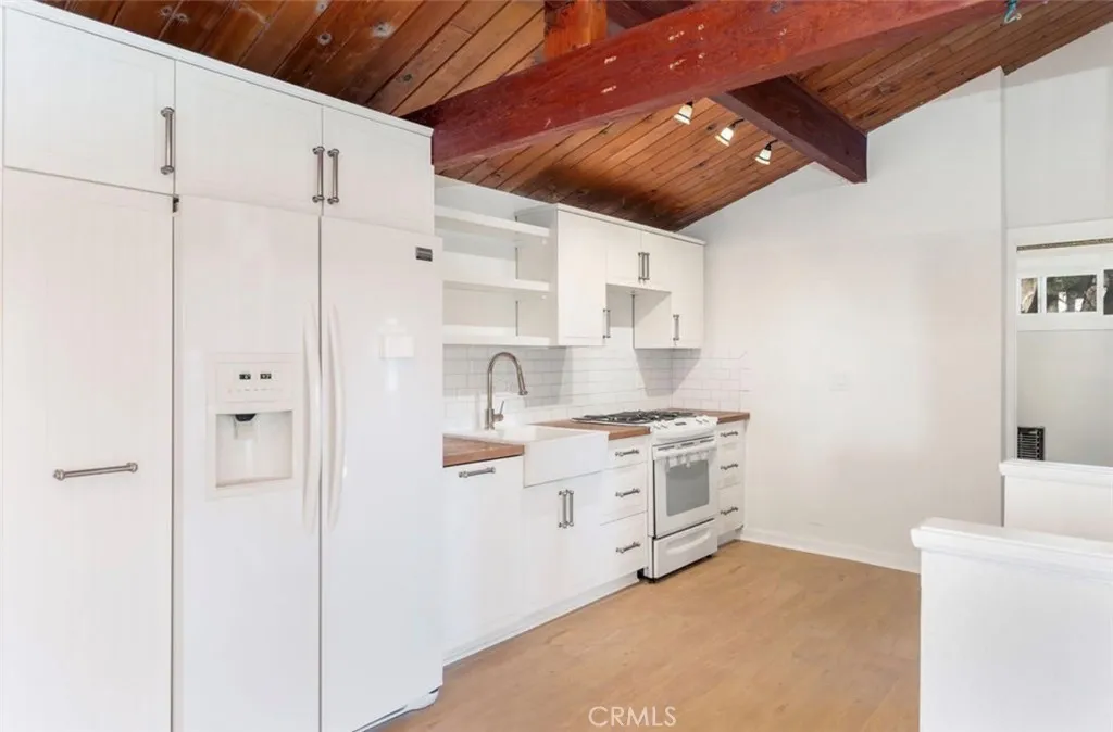 31954 Pine Cone, Running Springs, California 92382 home-pic-26