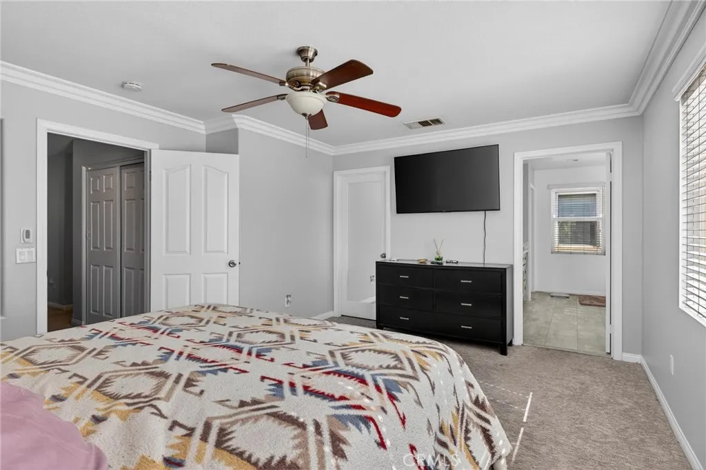3686 W Scribner, Inglewood, California 90305 home-pic-22