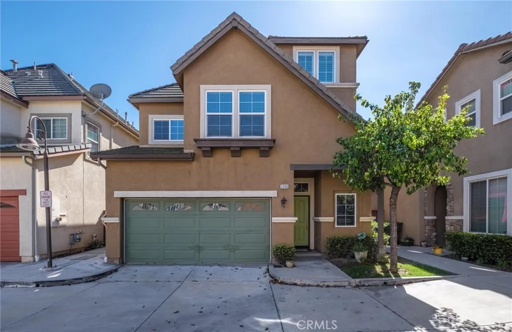 3686 W Scribner, Inglewood, California 90305 home-pic-1