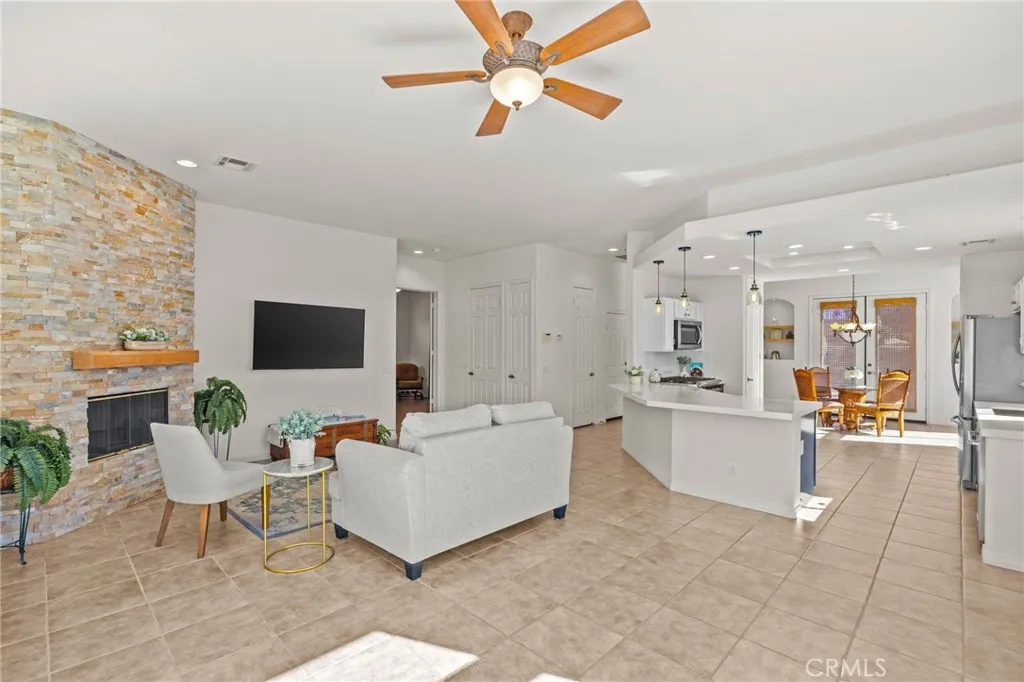 51425 Calle Hueneme, La Quinta, California 92253 home-pic-24