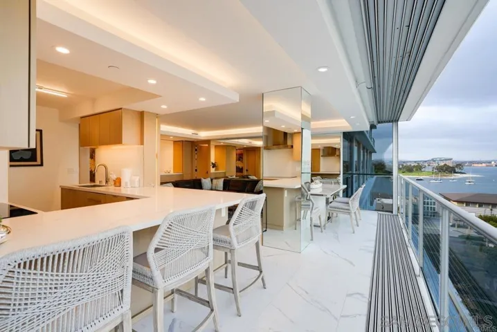 1810 Avenida Del Mundo 602, Coronado, California 92118