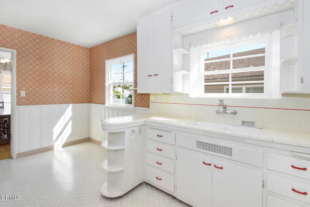 336 Rosemont Boulevard, San Gabriel, California 91775 home-pic-10