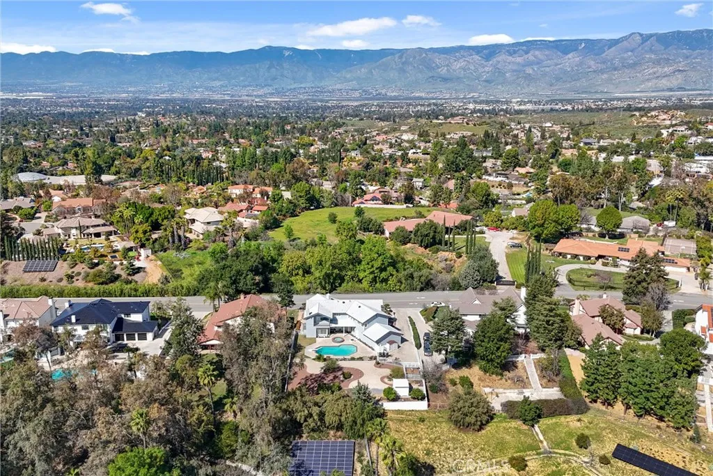 30693 E Sunset S, Redlands, California 92373 home-pic-52