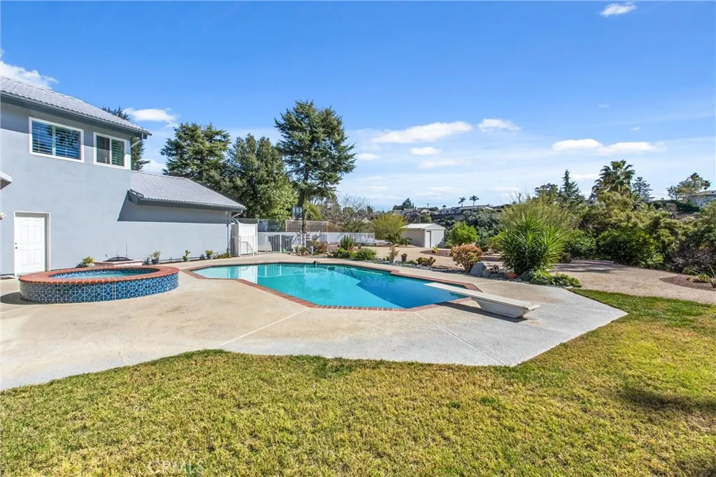 30693 E Sunset S, Redlands, California 92373 home-pic-41