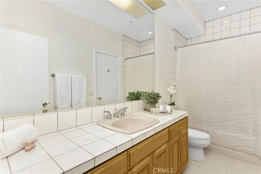 30693 E Sunset S, Redlands, California 92373 home-pic-18