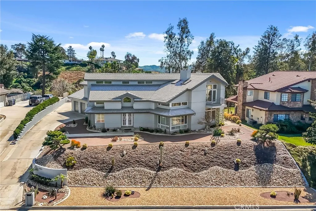 30693 E Sunset S, Redlands, California 92373 home-pic-1