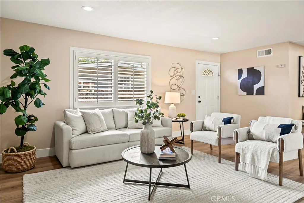 2013 Victoria Drive, Fullerton, California 92831 home-pic-3