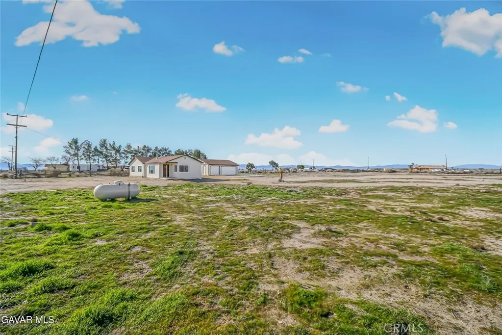 47703 28th E, Lancaster, California 93535 home-pic-19