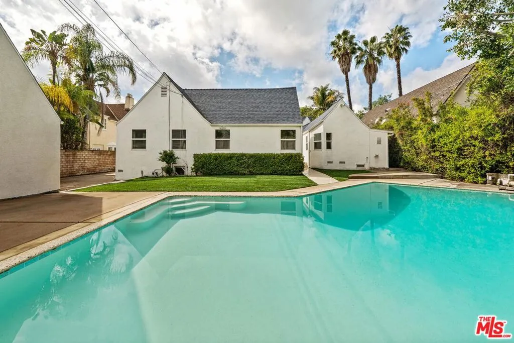 512 N Elm Drive, Beverly Hills, California 90210 home-pic-43