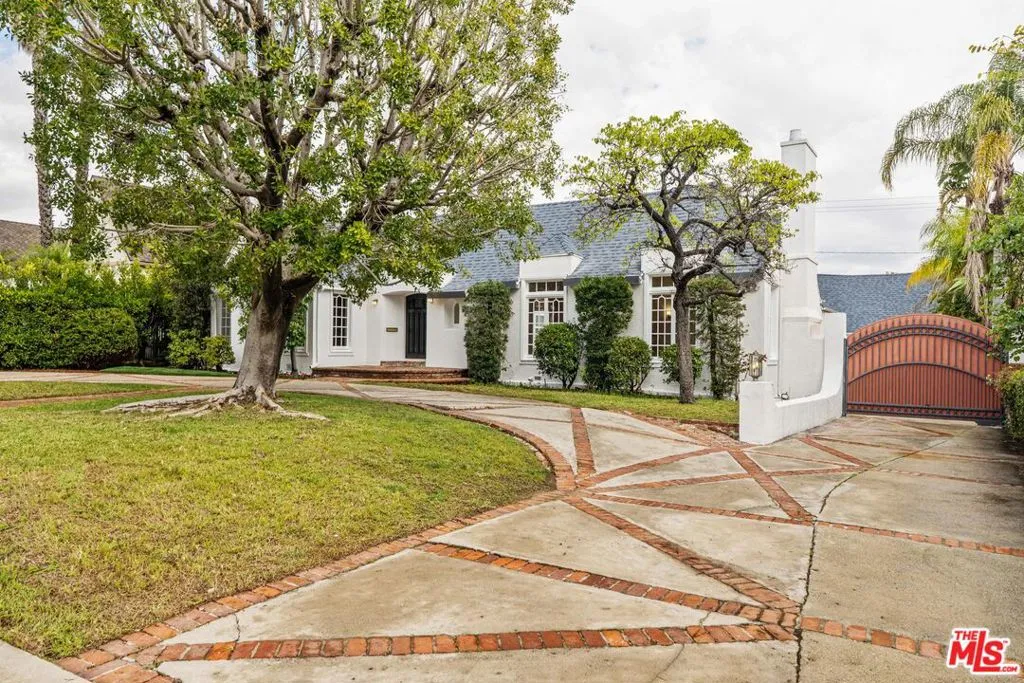 512 N Elm Drive, Beverly Hills, California 90210 home-pic-50