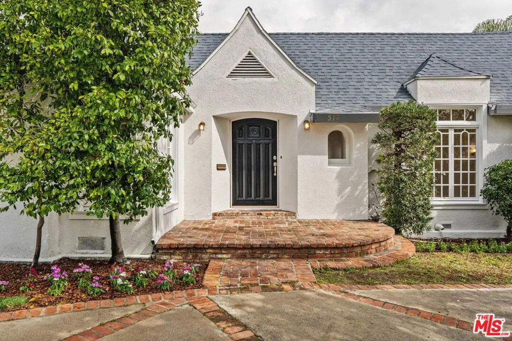 512 N Elm Drive, Beverly Hills, California 90210 home-pic-3