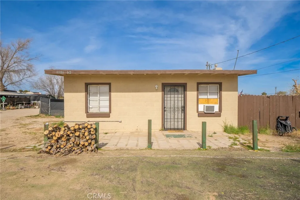 11986 White Avenue, Adelanto, California 92301 home-pic-4