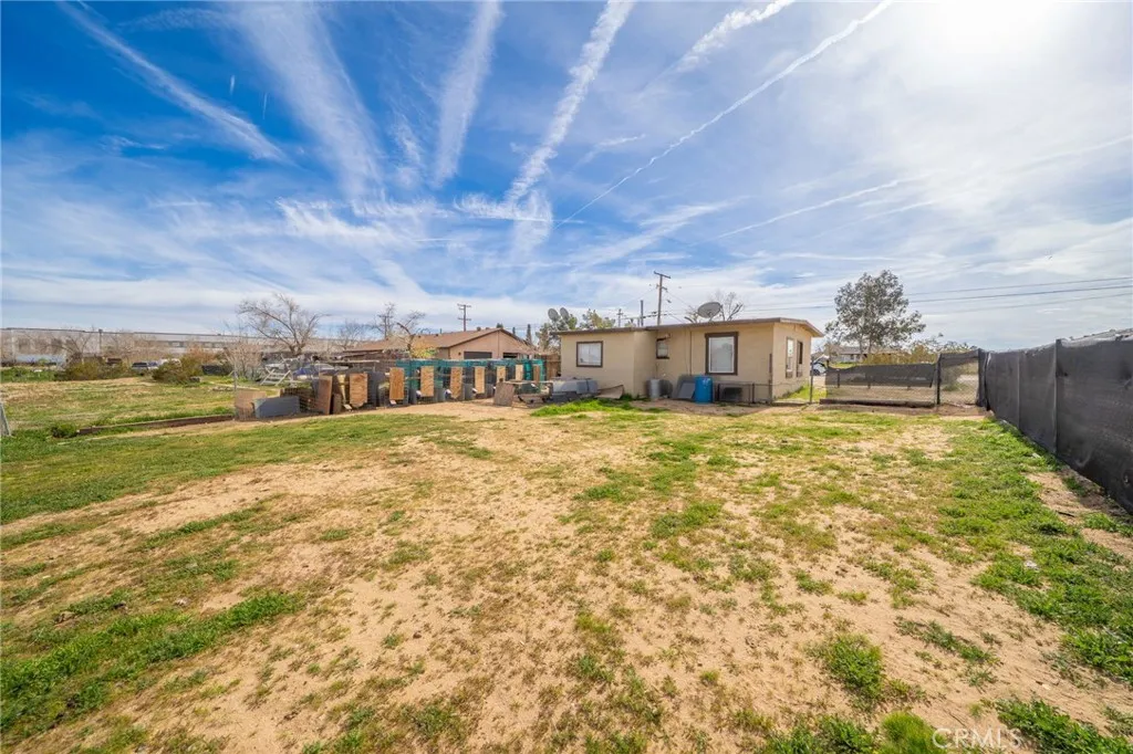11986 White Avenue, Adelanto, California 92301 home-pic-17