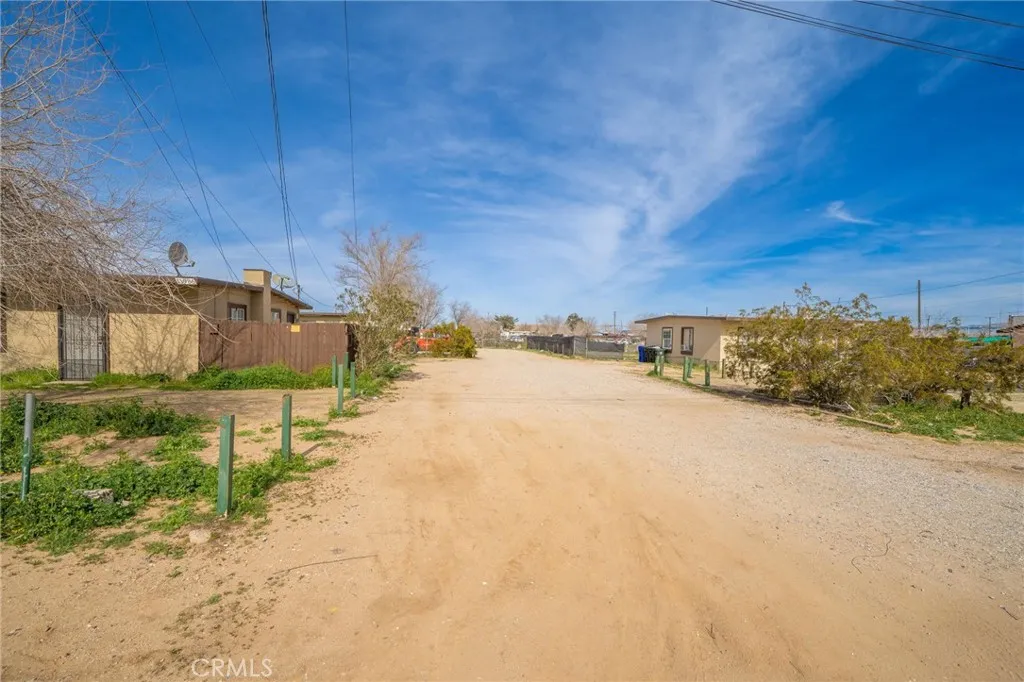 11986 White Avenue, Adelanto, California 92301 home-pic-32