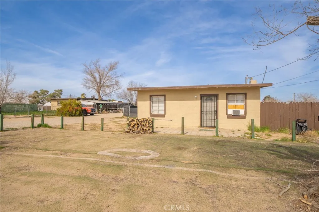 11986 White Avenue, Adelanto, California 92301 home-pic-3
