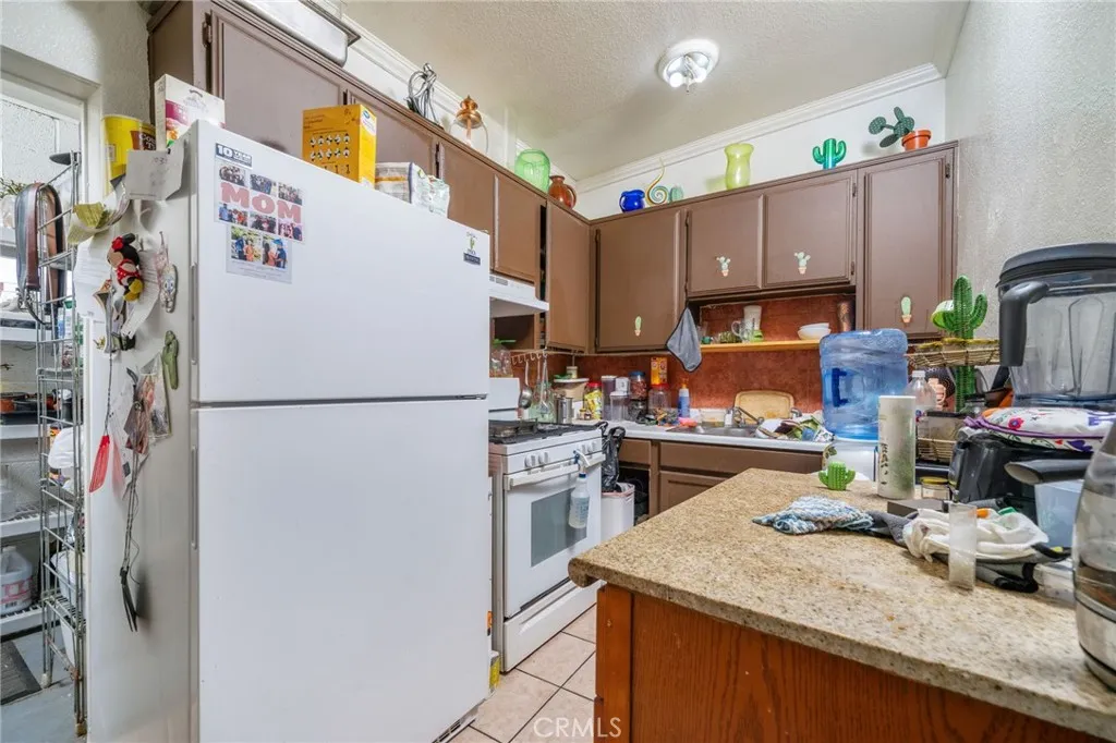 11986 White Avenue, Adelanto, California 92301 home-pic-42
