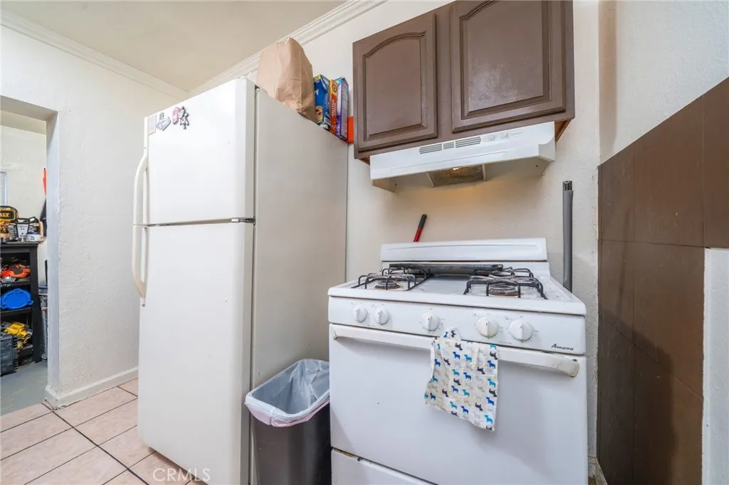 11986 White Avenue, Adelanto, California 92301 home-pic-9