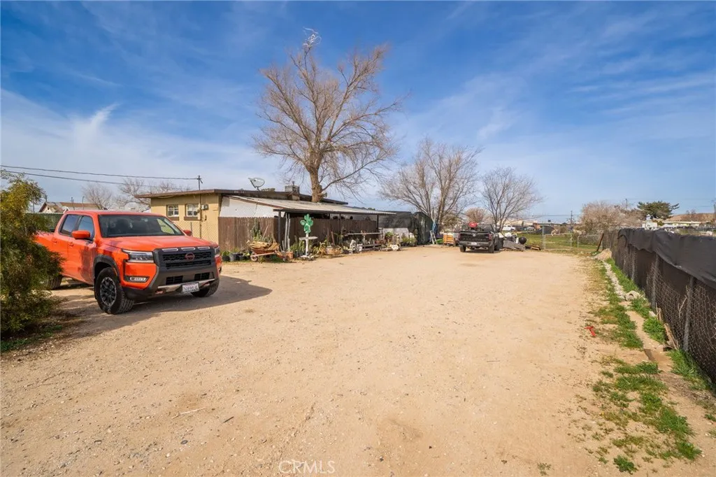 11986 White Avenue, Adelanto, California 92301 home-pic-34