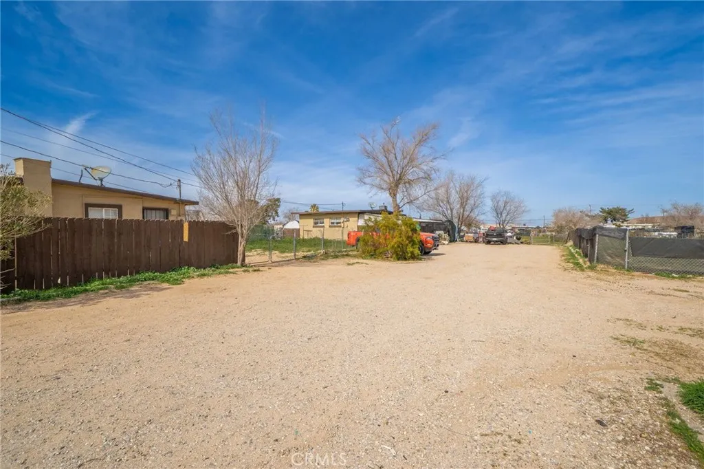 11986 White Avenue, Adelanto, California 92301 home-pic-33