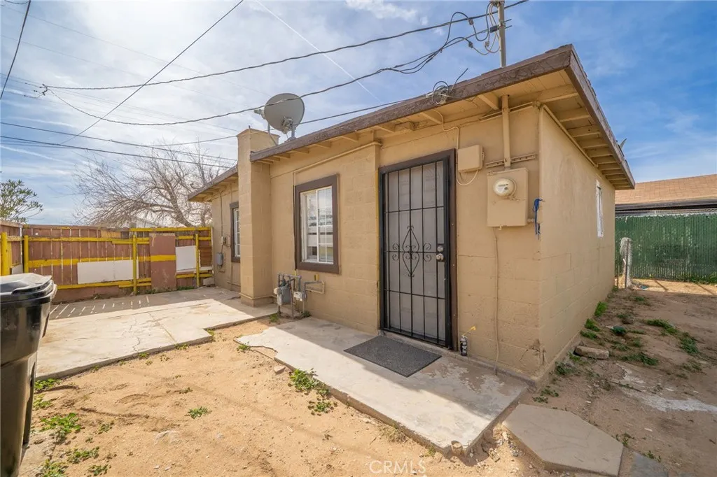 11986 White Avenue, Adelanto, California 92301 home-pic-29