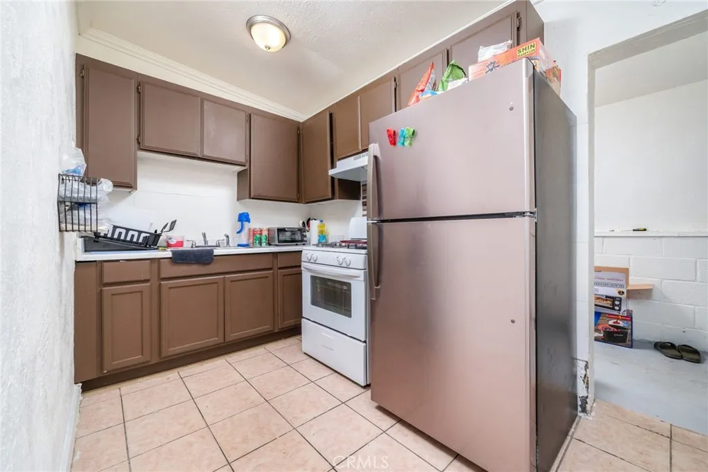 11986 White Avenue, Adelanto, California 92301 home-pic-23
