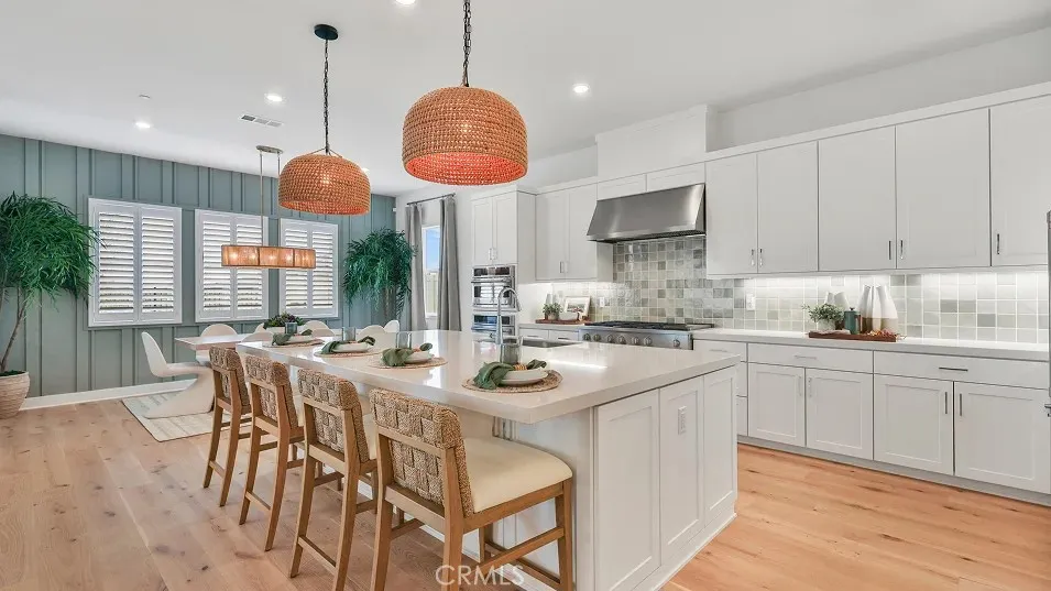 24431 Camino Oceano, Valencia, California 91354 home-pic-1