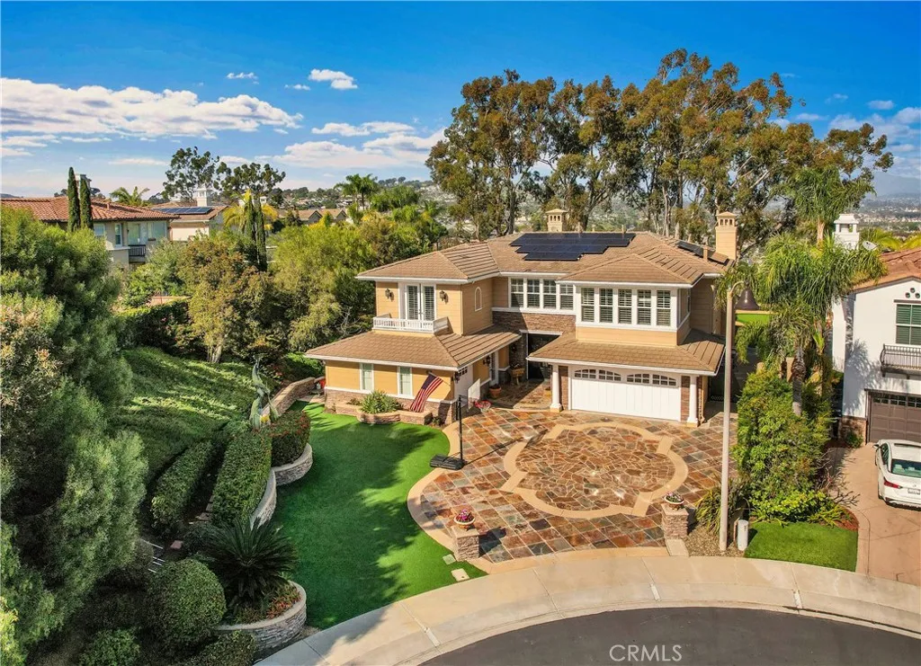 16 Lapis Avenue, Dana Point, California 92629 home-pic-2