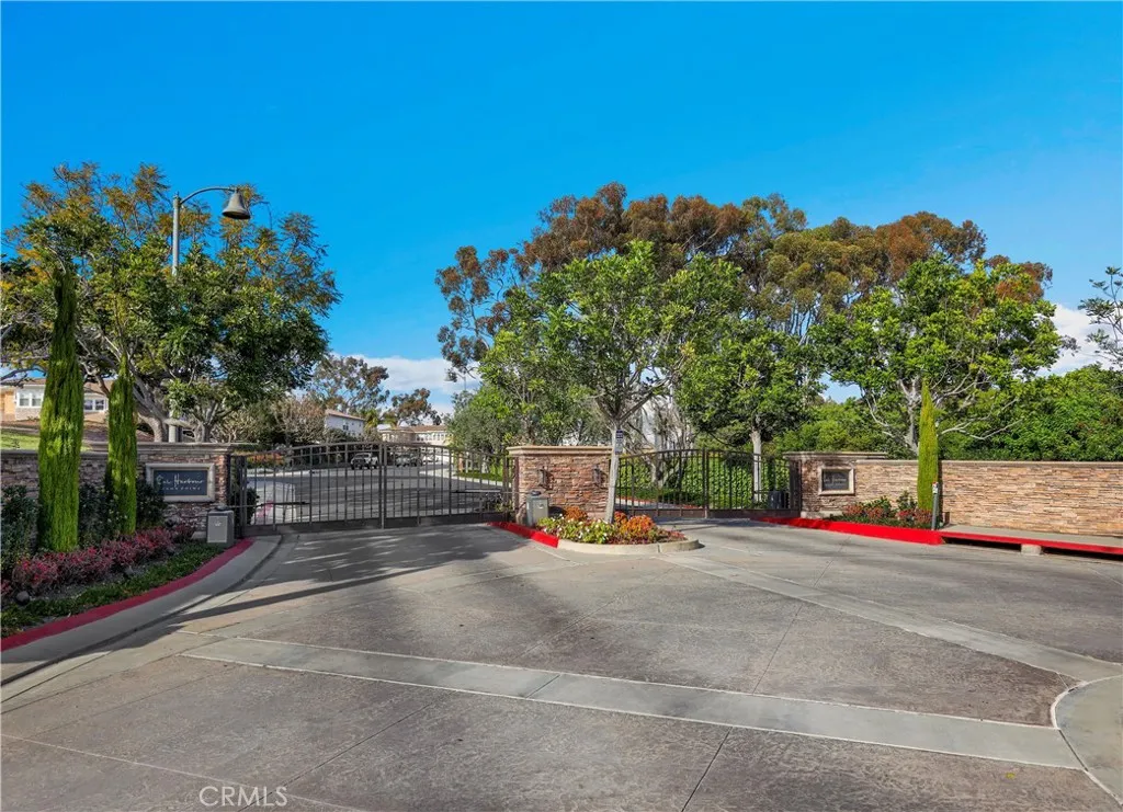 16 Lapis Avenue, Dana Point, California 92629 home-pic-74