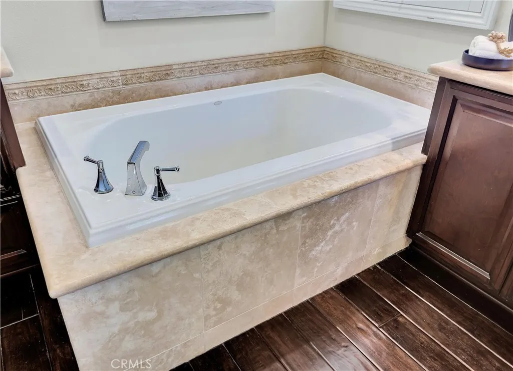 16 Lapis Avenue, Dana Point, California 92629 home-pic-41