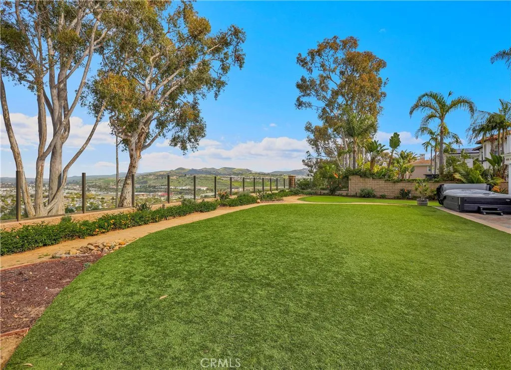 16 Lapis Avenue, Dana Point, California 92629 home-pic-69