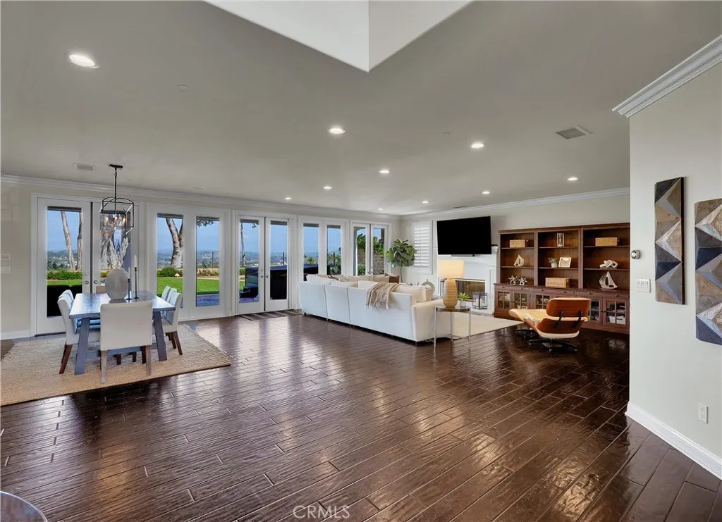 16 Lapis Avenue, Dana Point, California 92629 home-pic-7