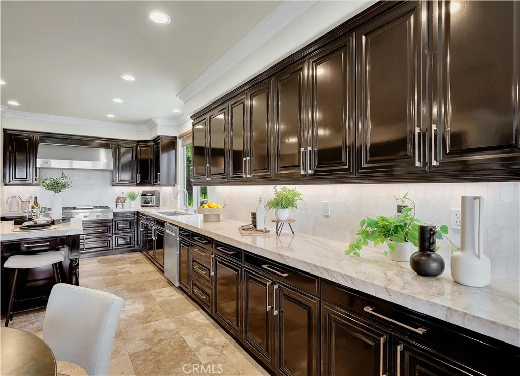 16 Lapis Avenue, Dana Point, California 92629 home-pic-22