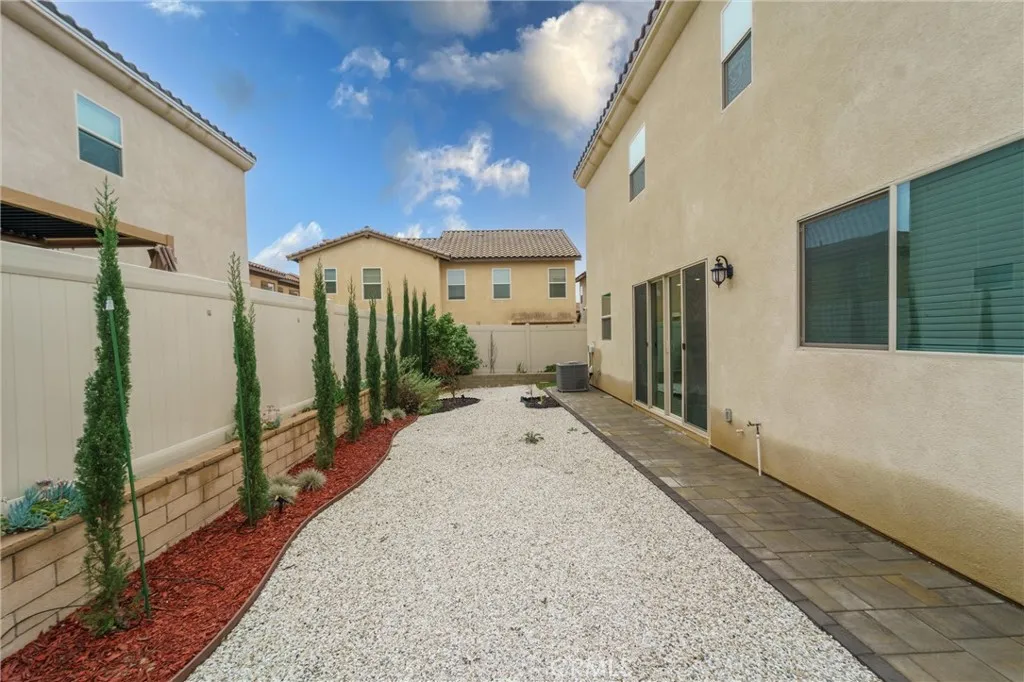1532 Painted Cave, Chula Vista, California 91913 home-pic-31