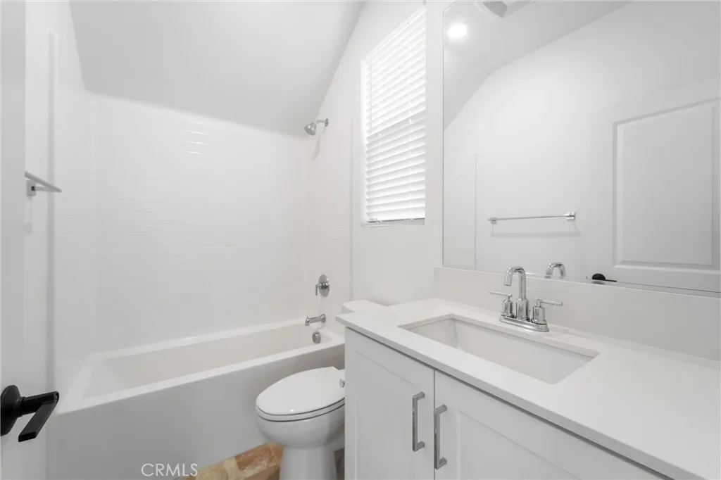 1532 Painted Cave, Chula Vista, California 91913 home-pic-18