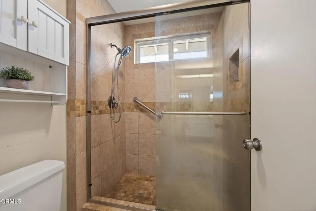 8482 N Bank Drive, Ventura, California 93004 home-pic-35