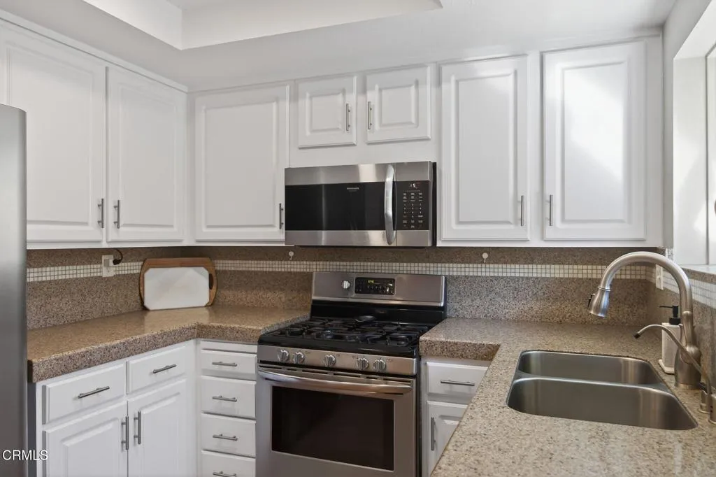 8482 N Bank Drive, Ventura, California 93004 home-pic-21