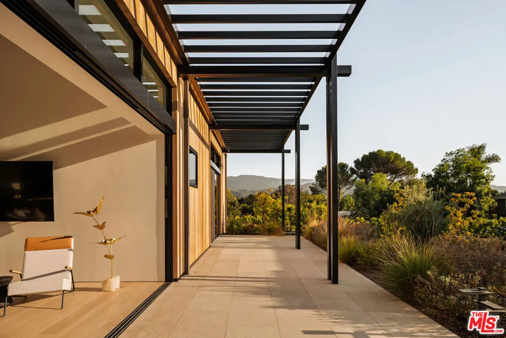 1225 Shippee Lane, Ojai, California 93023 home-pic-26