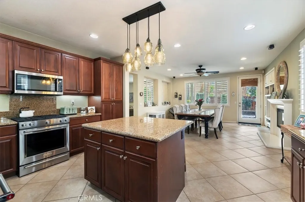 4795 Shasta Blue, Hemet, California 92545 home-pic-19