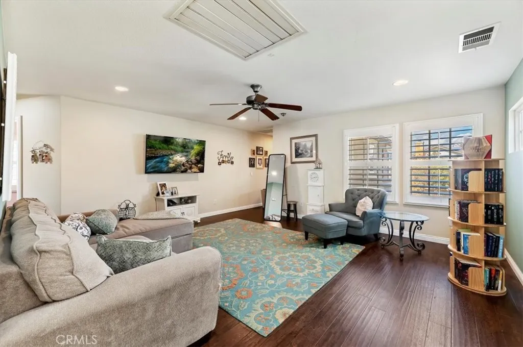 4795 Shasta Blue, Hemet, California 92545 home-pic-24