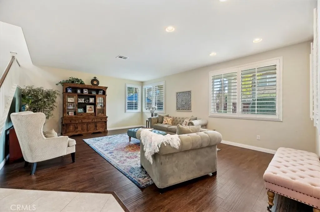 4795 Shasta Blue, Hemet, California 92545 home-pic-8