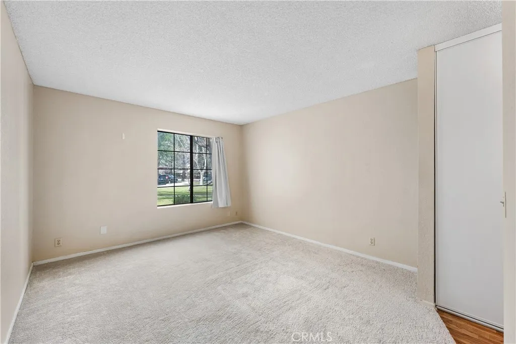 2554 Olive 101, Palmdale, California 93550 home-pic-9