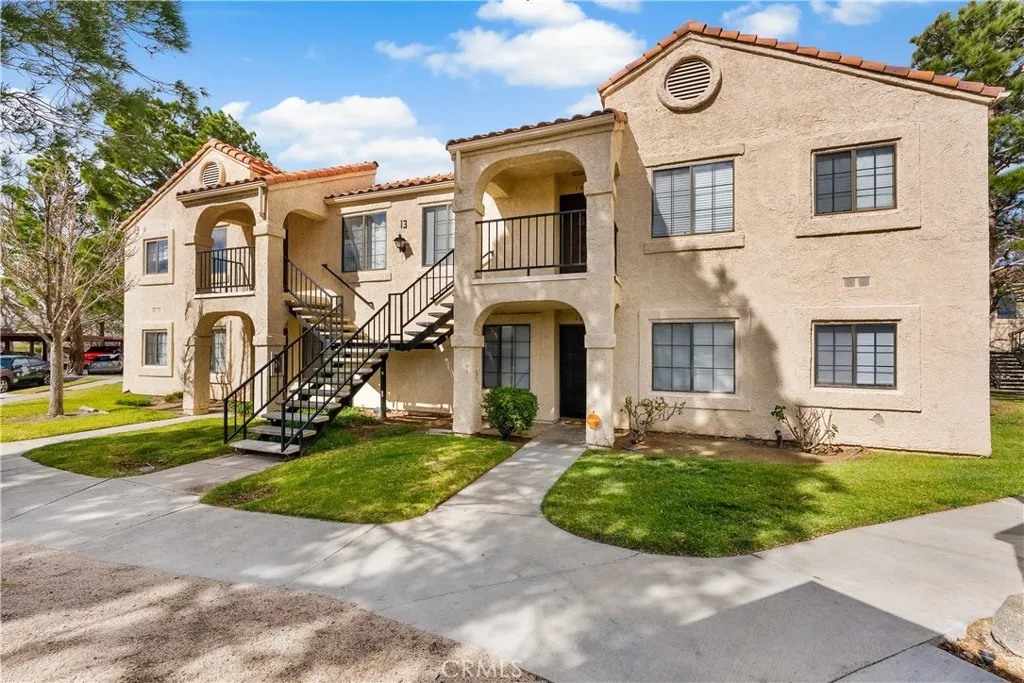 2554 Olive 101, Palmdale, California 93550 home-pic-29