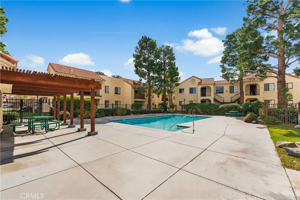 2554 Olive 101, Palmdale, California 93550 home-pic-34