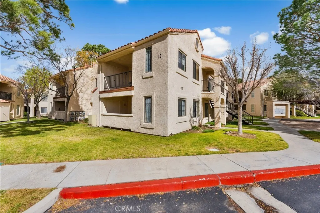 2554 Olive 101, Palmdale, California 93550 home-pic-27